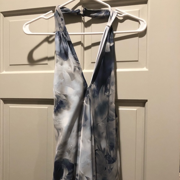 Cloudy silk gown only worn once! ☁️ - Picture 4 of 8